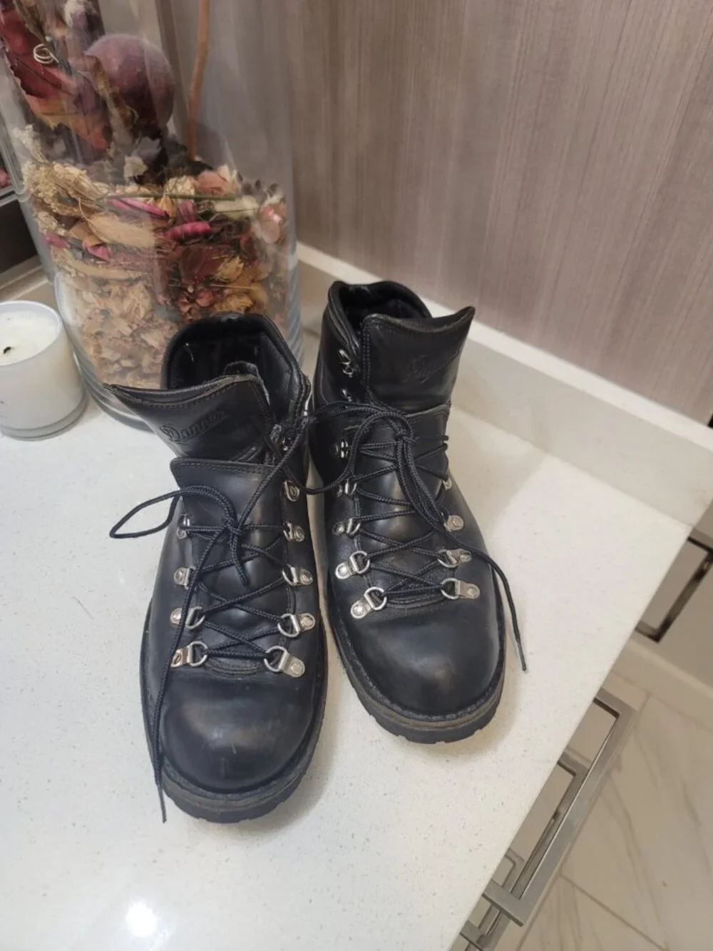 Danner Mountain Pass Black Glace GoreTex Hiking Boots Men's Sz 11.5 USA Rugged